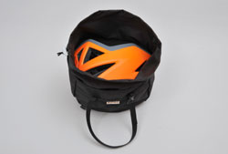 ヘルメットバッグ