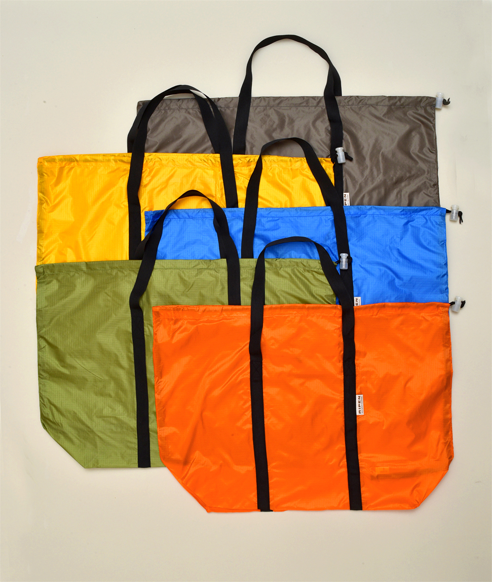 ポケッタブルトートバックュ